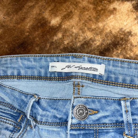 Flared/Bootcut Jeans - Picture 2 of 4